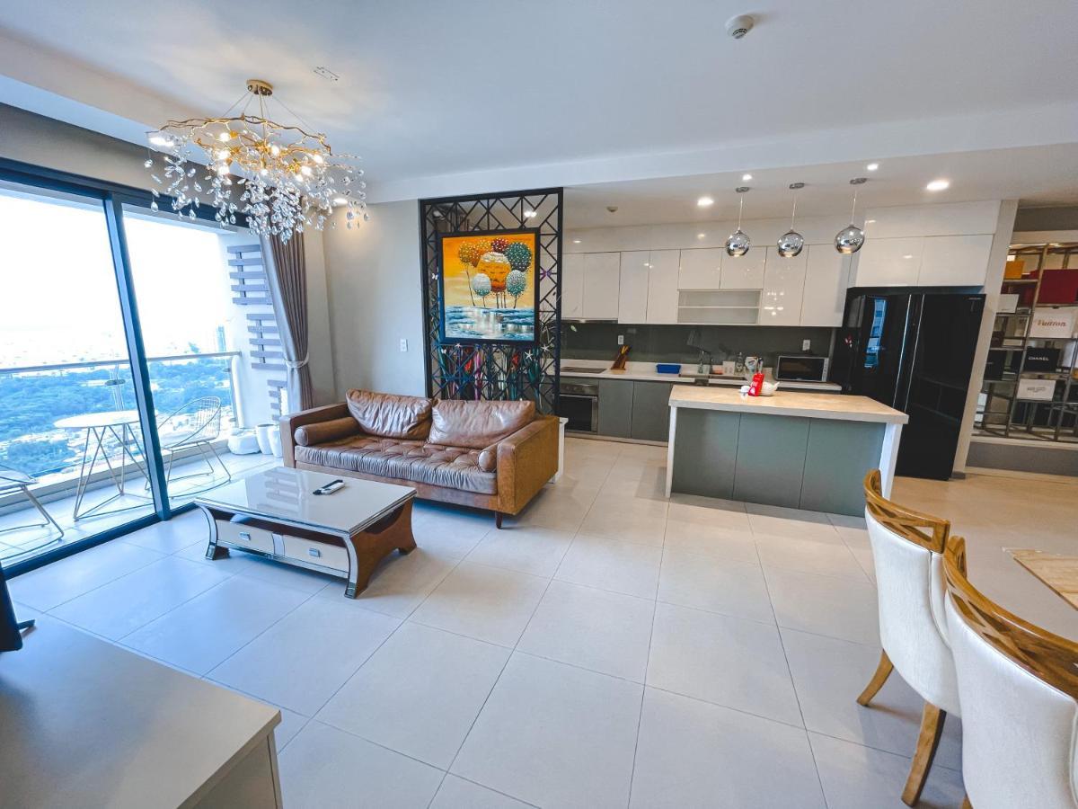 Luxury Gold Apartment 86 -Rooftop Pool Central City Хошимін Екстер'єр фото