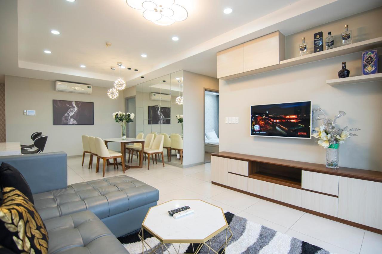 Luxury Gold Apartment 86 -Rooftop Pool Central City Хошимін Екстер'єр фото