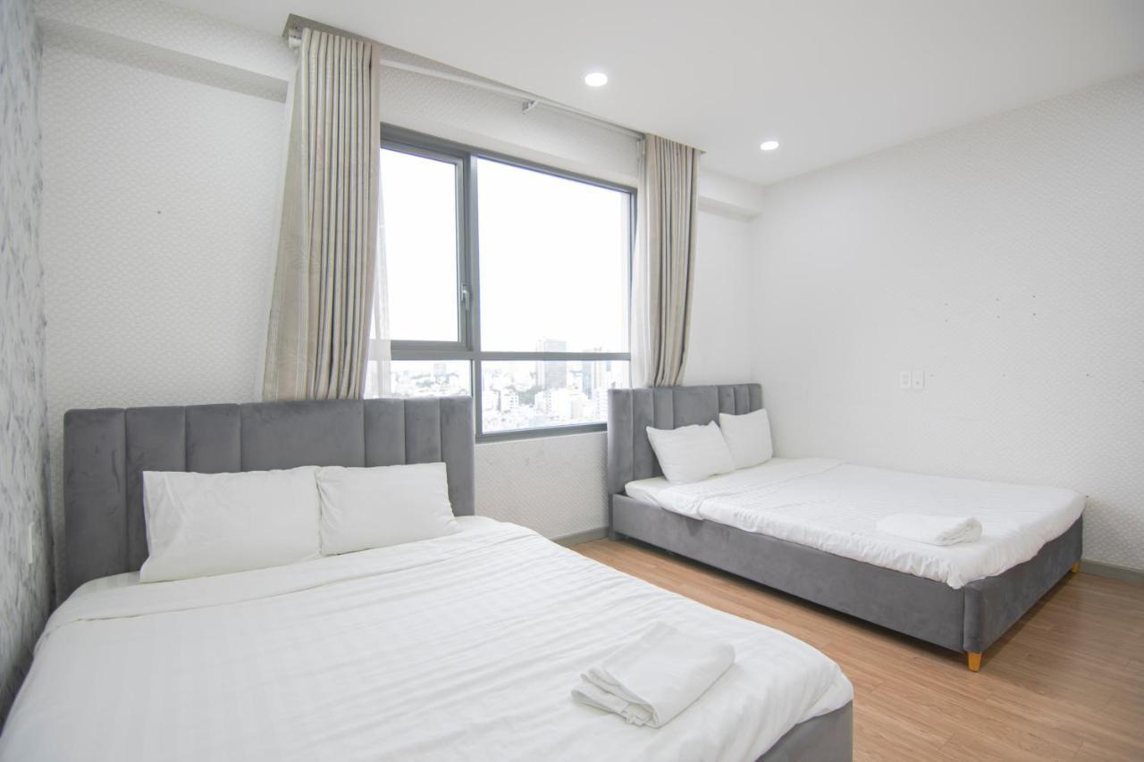 Luxury Gold Apartment 86 -Rooftop Pool Central City Хошимін Екстер'єр фото