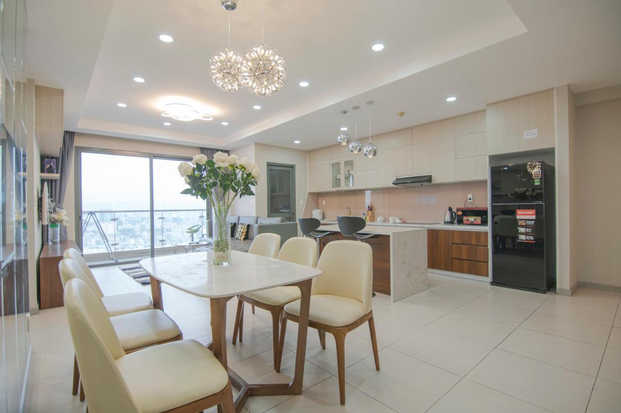 Luxury Gold Apartment 86 -Rooftop Pool Central City Хошимін Екстер'єр фото