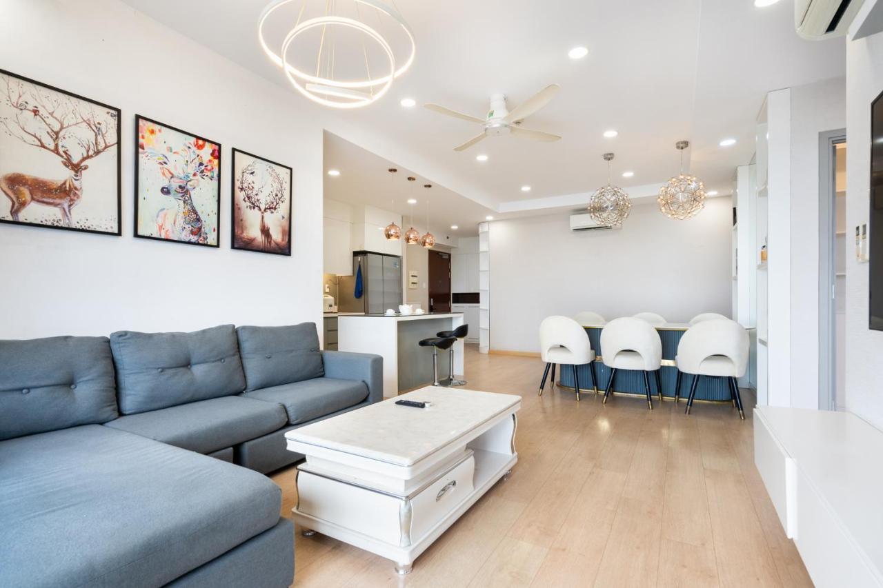 Luxury Gold Apartment 86 -Rooftop Pool Central City Хошимін Екстер'єр фото
